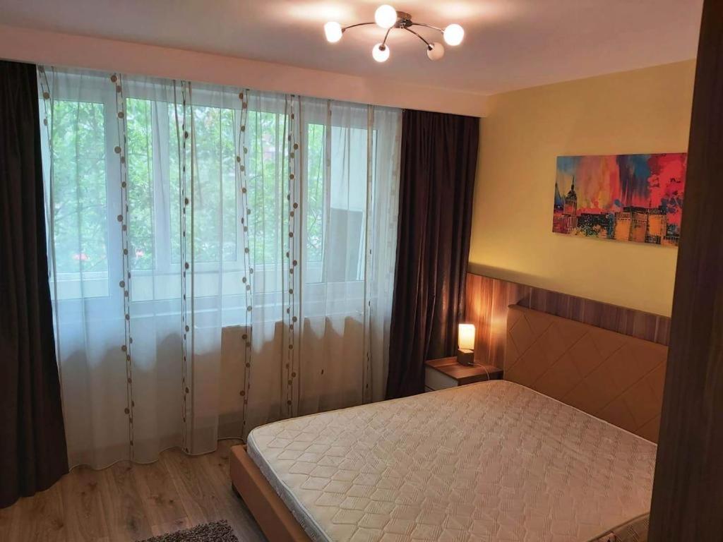 דירות בוקרשט Cristal Metropolis מראה חיצוני תמונה